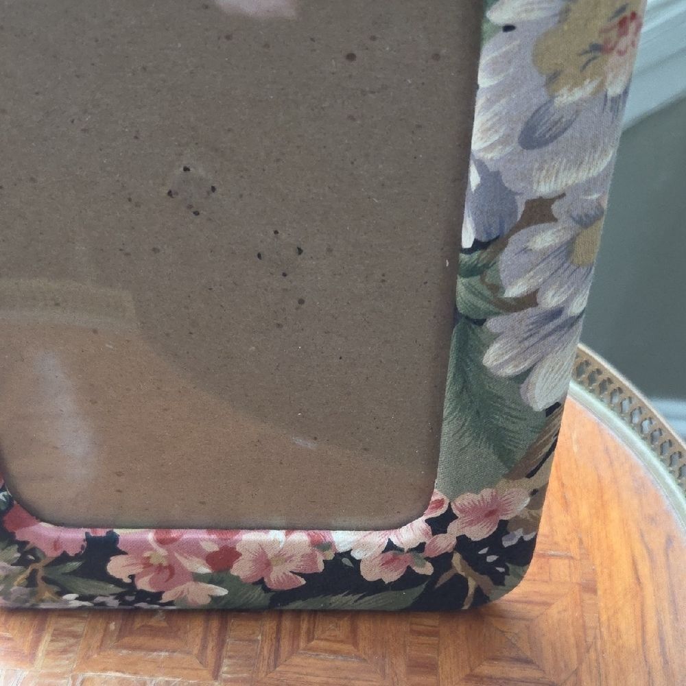 Floral Picture Frame - Picture 5 of 8